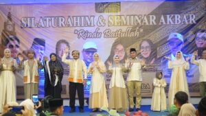 Komitmen Tingkatkan Pelayanan, Lintas Persada Tours & Travel Perkenalkan New Rebrand Uniform 1448 Hijriah
